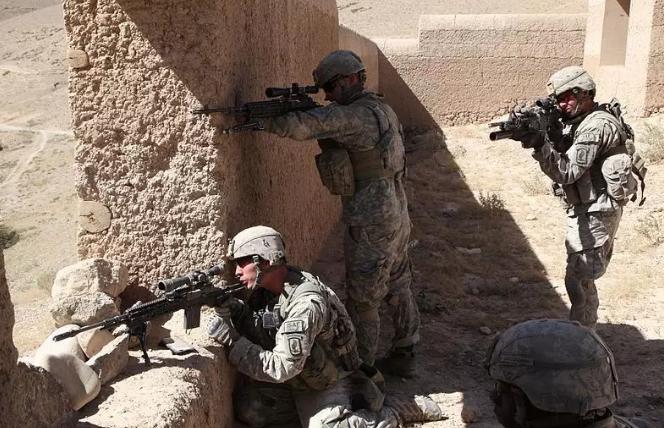 击狙枪厉害还是步枪厉害,中国顶级高精狙击枪能打多远