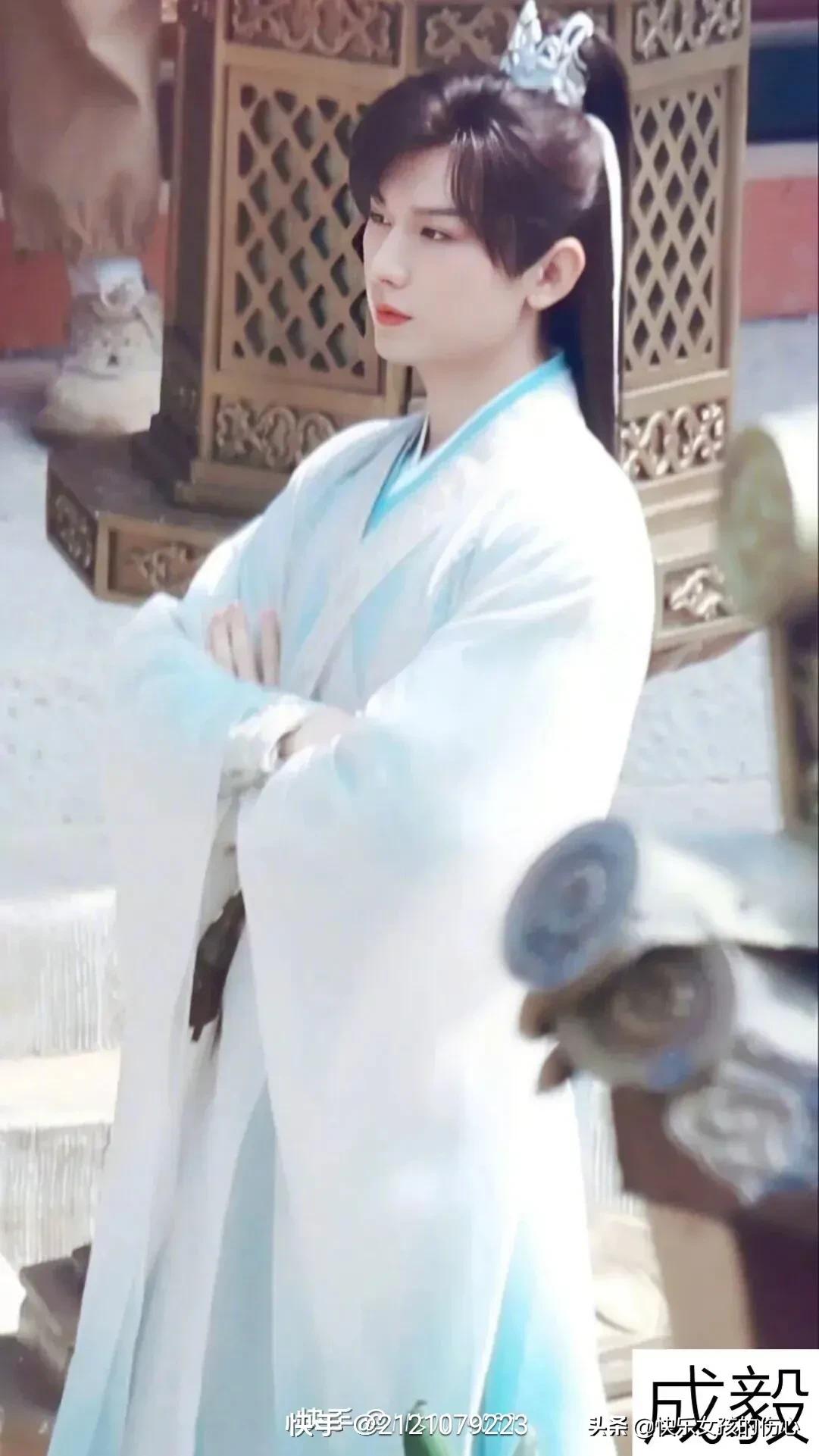 形容古代男子帅气有魅力的句子,描写古代男子气质优雅的句子