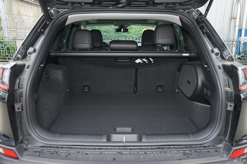 耐开不易坏的车,16年14万公里吉普自由光值得买吗