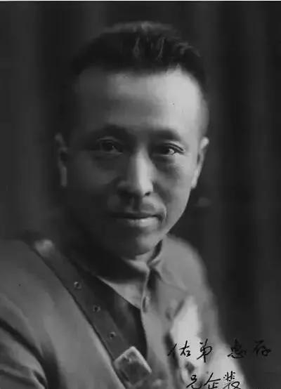 这个漂亮的中国女人轰动整个西方被尊为“圣母”，中国却少人知道