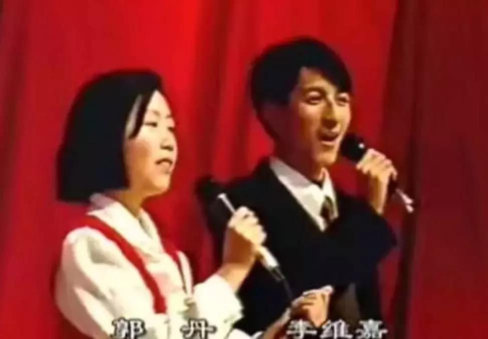 还没来得及恭喜结婚，当事人就辟谣了？