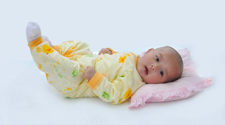 孩子老说屁屁难受,孩子老说屁股痒是不是长蛔虫