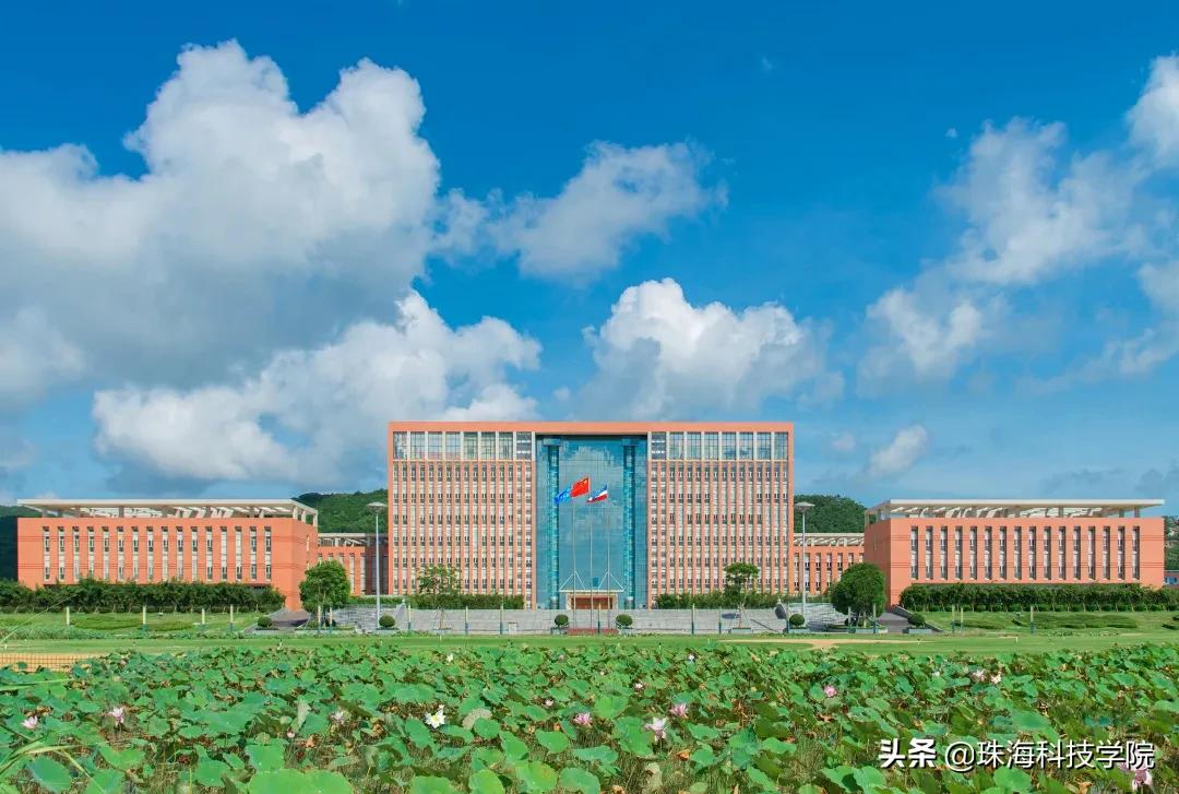 读一所校园环境和学习氛围全方位一流的大学是什么体验？