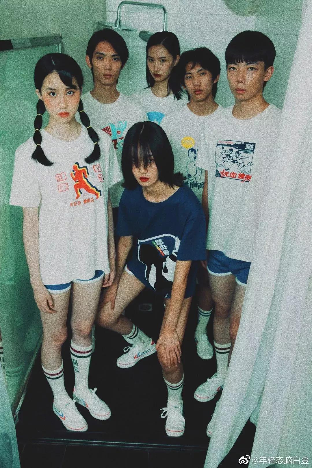 新的脑白金广告,洗脑广告鼻祖脑白金跨界出潮服