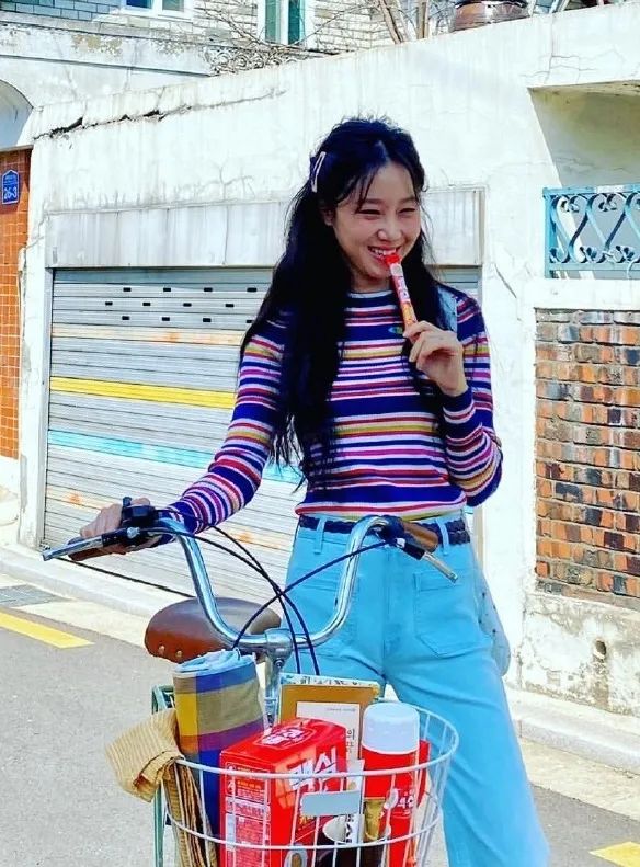 谭松韵是塌鼻子吗,谭松韵鼻子塌吗