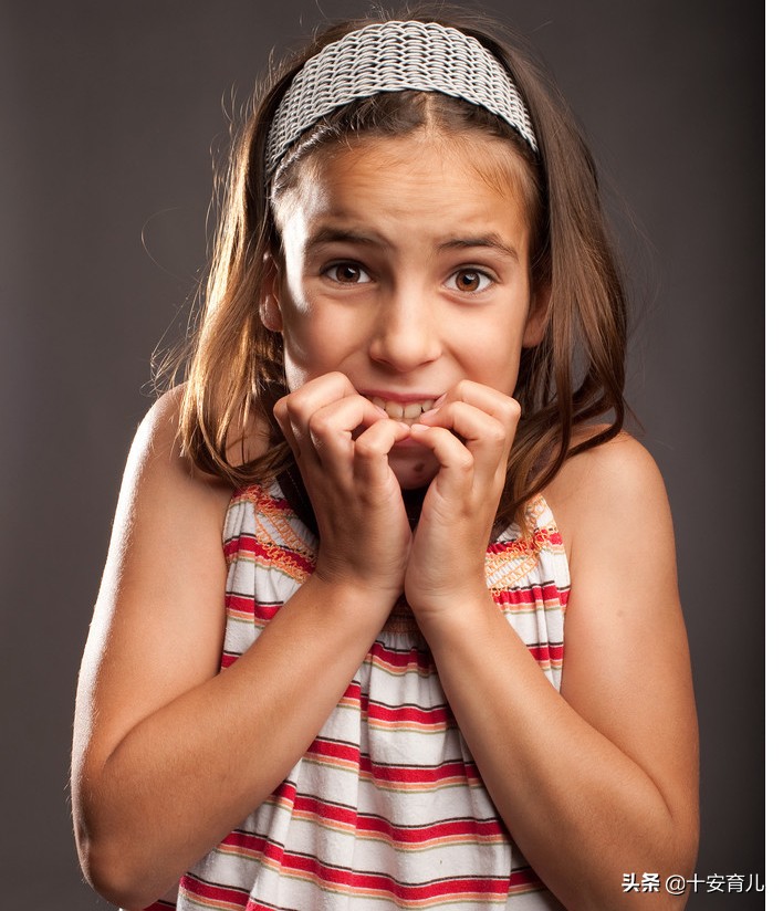 别再逼内向的孩子,别再逼孩子了