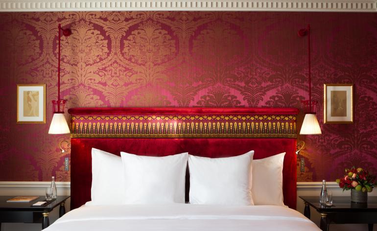 巴黎旅游住哪个酒店好,巴黎最值得住的酒店