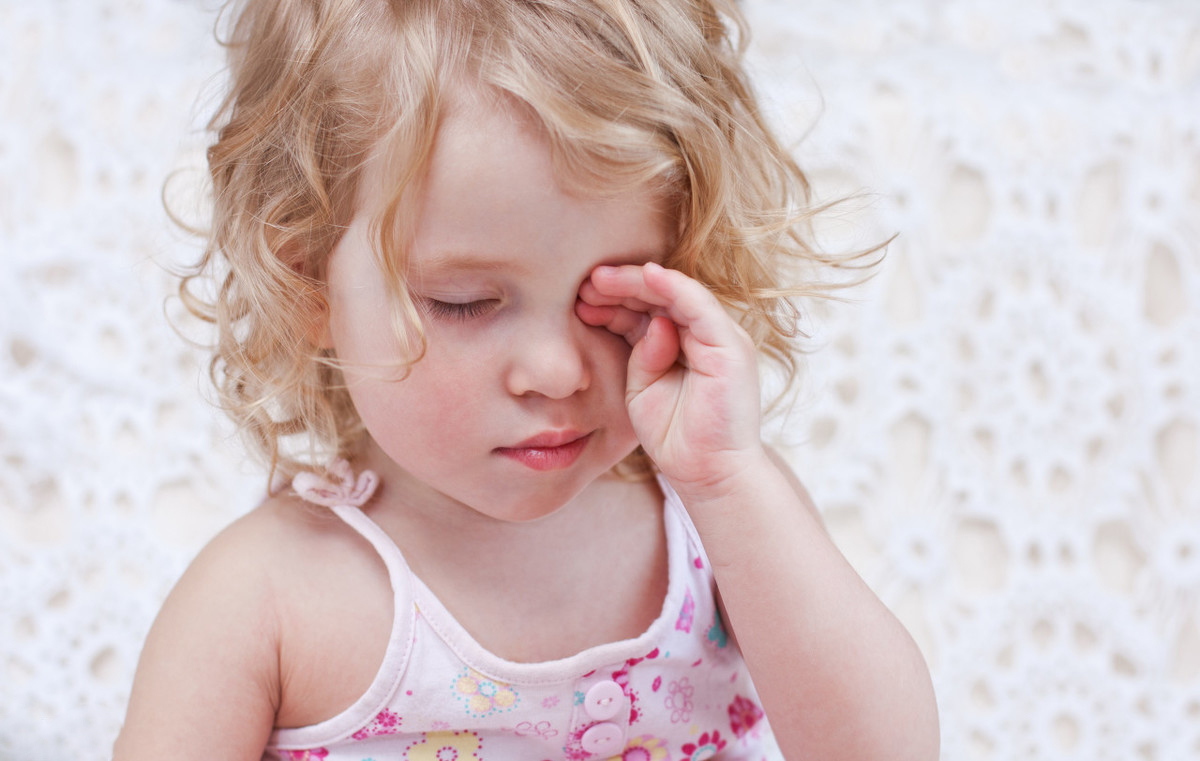 沙眼和眼睛滤泡一样吗,沙眼结石怎么治疗好得快