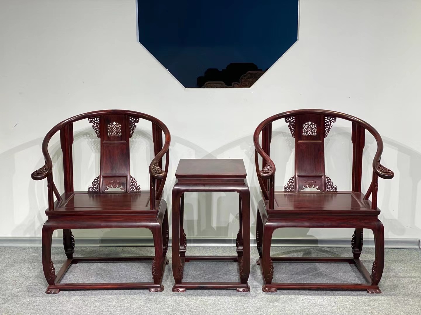 小叶紫檀工艺品怎么样,小叶紫檀家具是什么样子