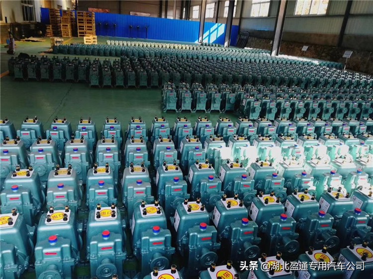 盈通汽车65QZBF-40/50洒水泵和80QZF-60/90水泵的检测与维修