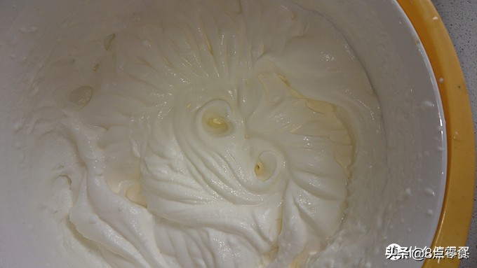 牛奶慕斯蛋糕最简单的制作方法,蓝莓果酱牛奶奶酪慕斯蛋糕8寸