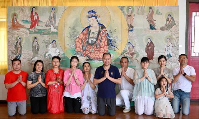 观音菩萨三十二像工笔画,观世音菩萨画像工笔画