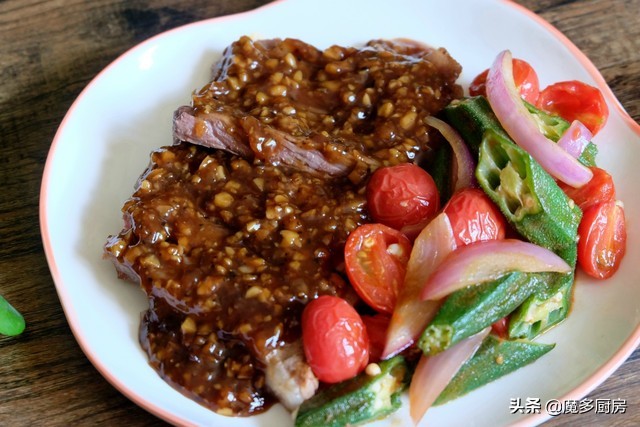 自制牛排没有黑胡椒用什么酱料,吃牛排一般都有什么酱汁