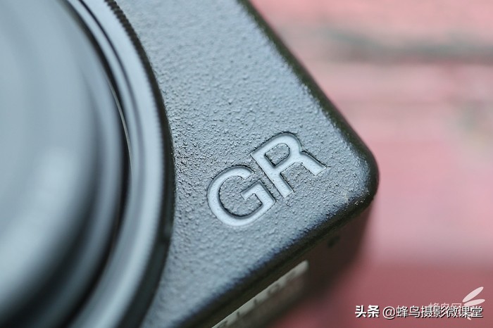 相机测评：理光GR3扫街拍照神器6199元买的不只是情怀