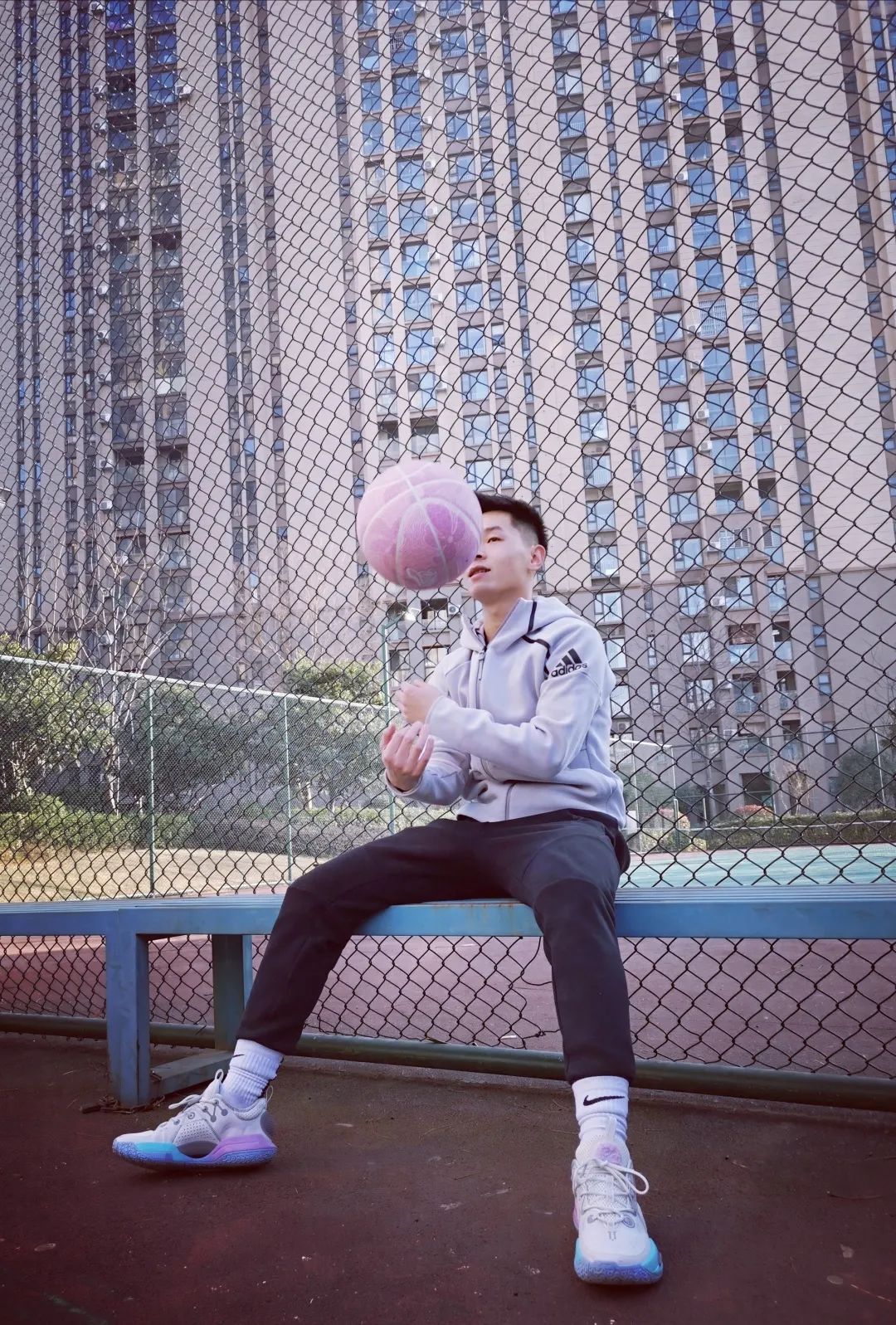 李宁全城9青年版有啥区别,李宁全城9玩具总动员测评