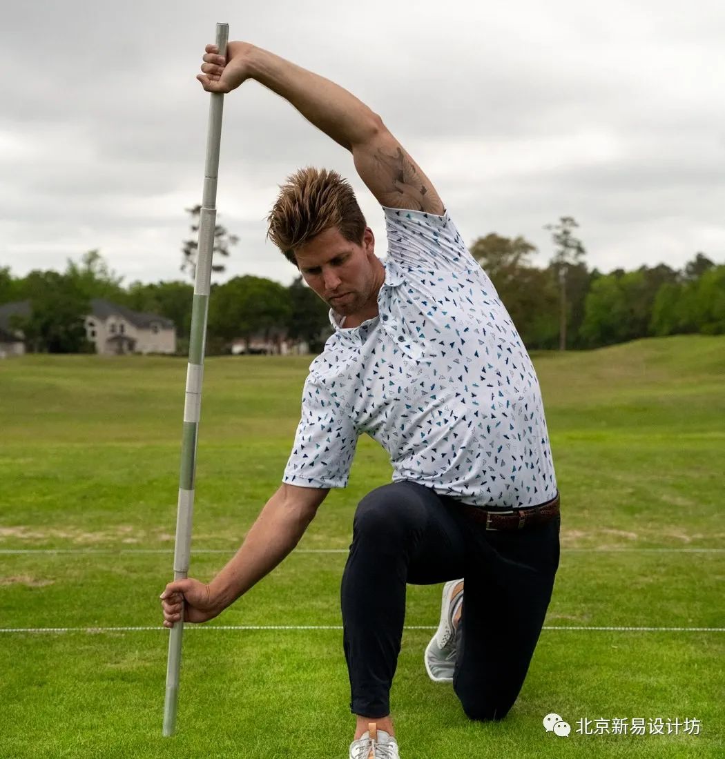 人性化多元化和实用性的健身器材,高科技有未来设计感的健身器材