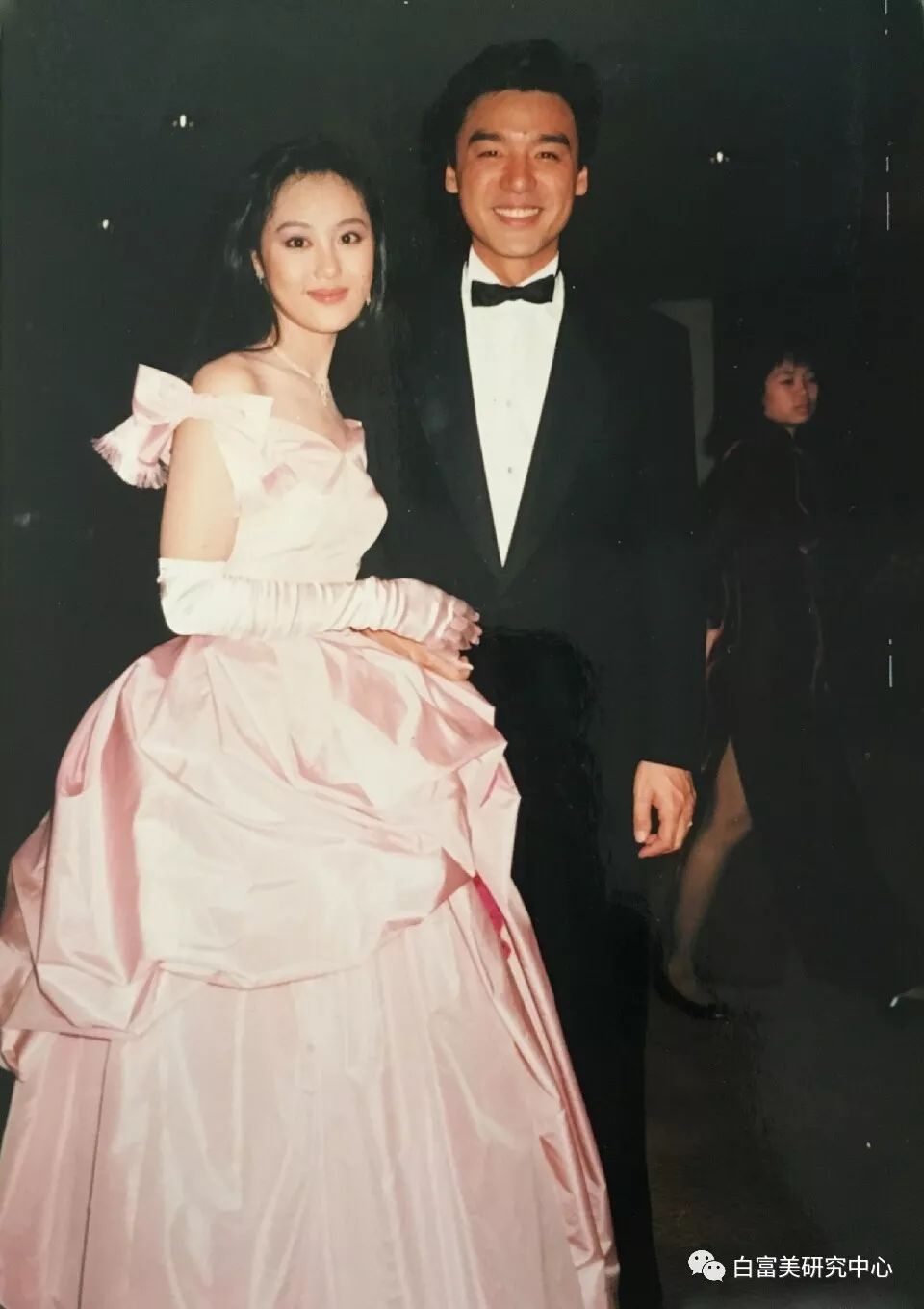 “败光”2位亿万富豪家产，名媛第一妖女，她是豪门最怕的女人