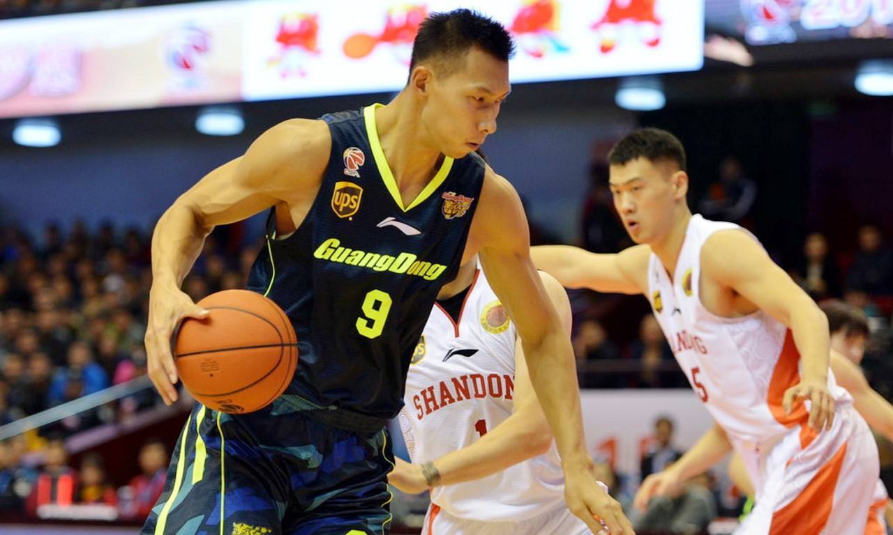 周琦被火箭放弃,周琦为什么会被火箭裁决