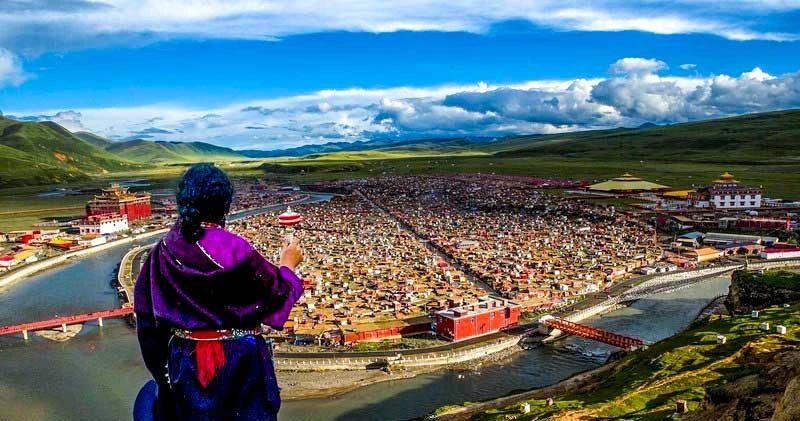 甘孜稻城亚丁景区圣水门优惠,甘孜免门票景点到什么时候