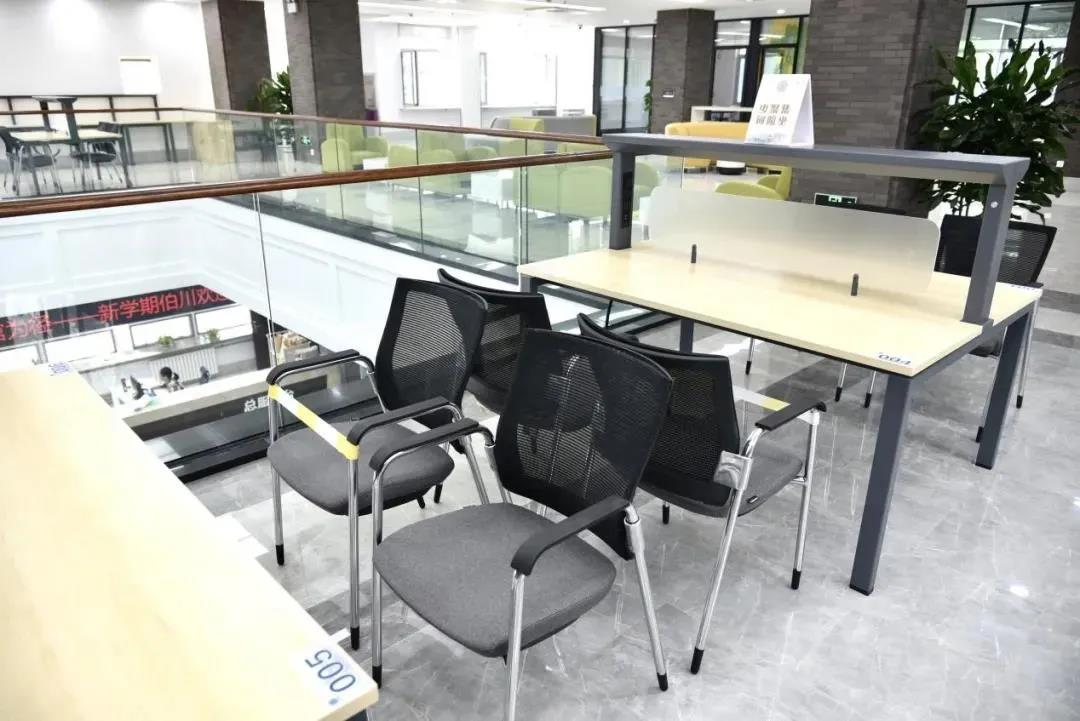 全辽宁省最大的图书馆,辽宁省图书馆多功能厅