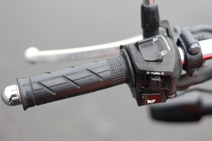 绝版250cc四缸摩托车!HORNET250/BALIUSII