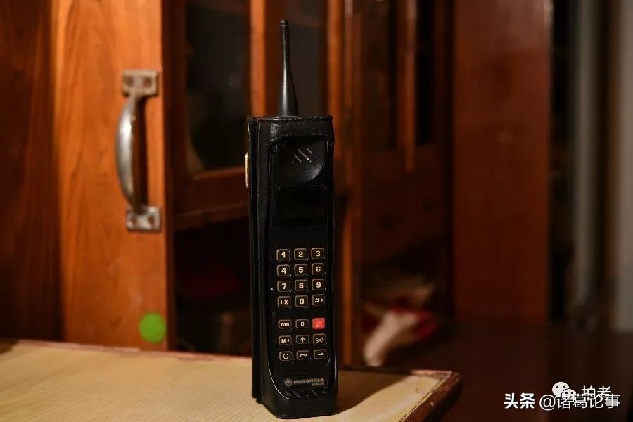 90年代bb机回忆视频,八十年代大哥大bb机