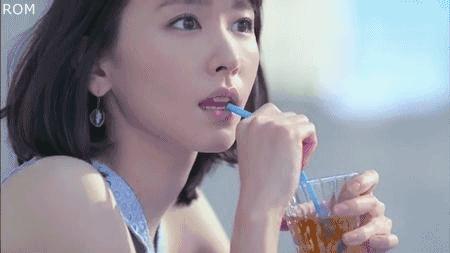 打玻尿酸消除皱纹效果怎么样,涂抹式玻尿酸可以去皱纹吗