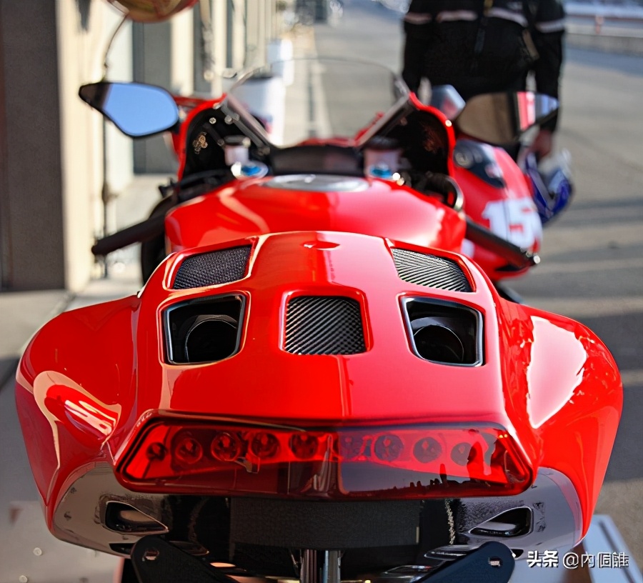 鑴遍鑰屽嚭鐨勪汉,鑴卞奖鑰屽嚭