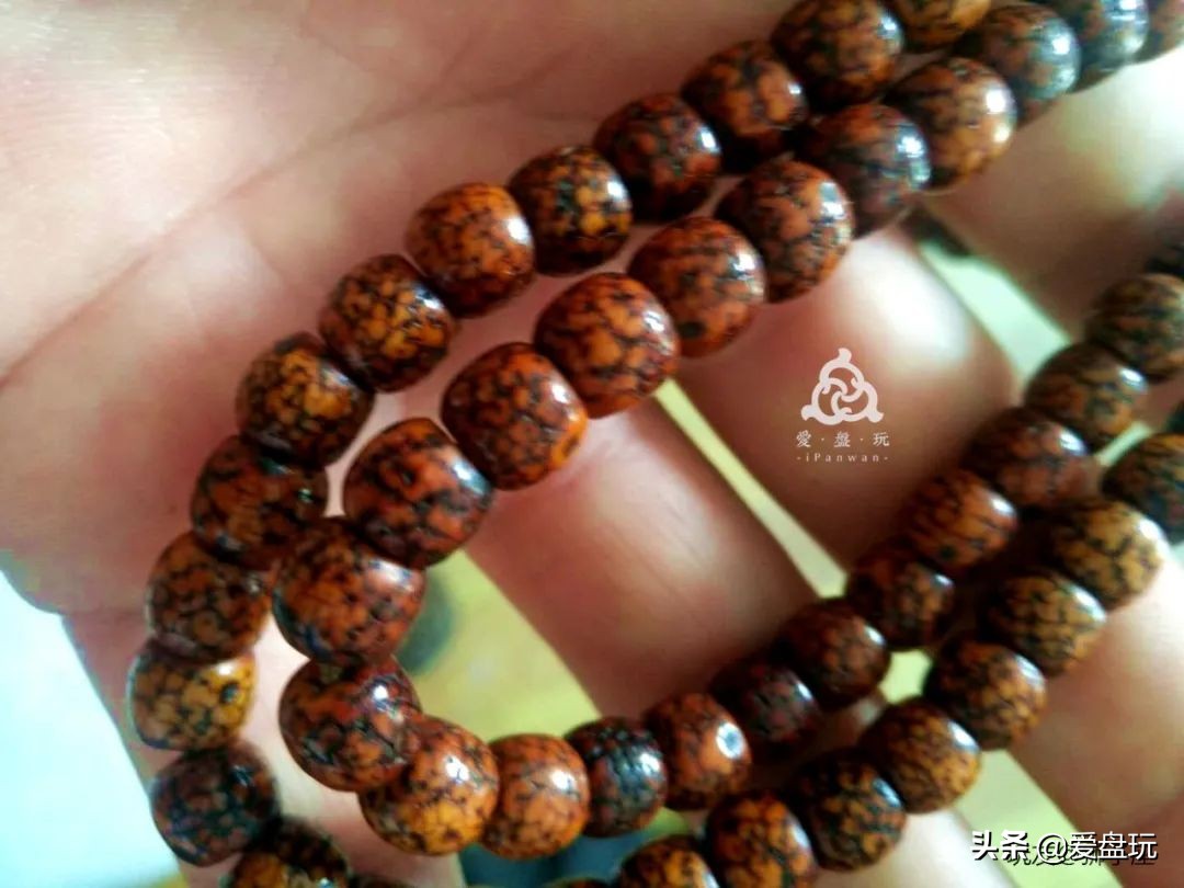 奶奶盘了30年的菩提手串,盘了40年菩提根手串