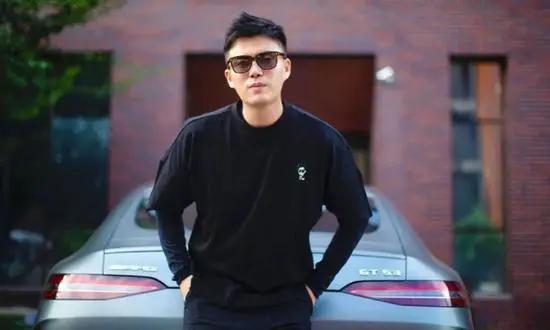 从北大“废物”一跃成脱口秀黑马，李雪琴的顶流之路还能走多远？