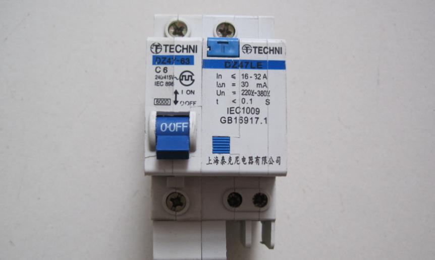 空气开关c字和d字开头的区别,正泰空气开关c型和d型的区别