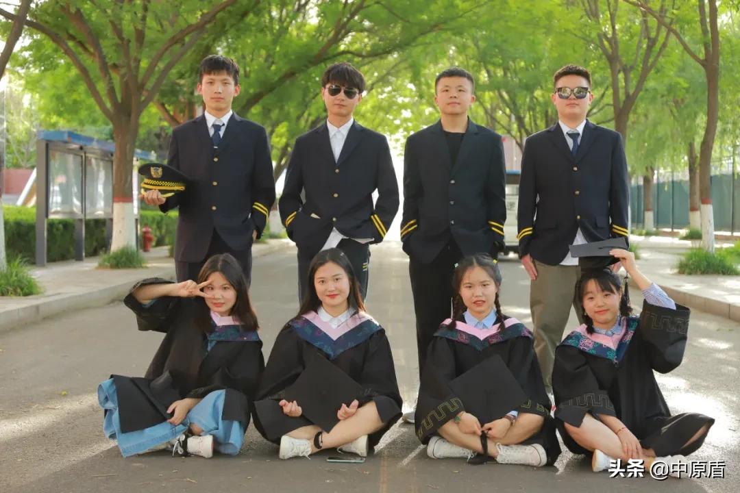 大片来袭！河南各高校凹造型毕业照绝对惊艳到你