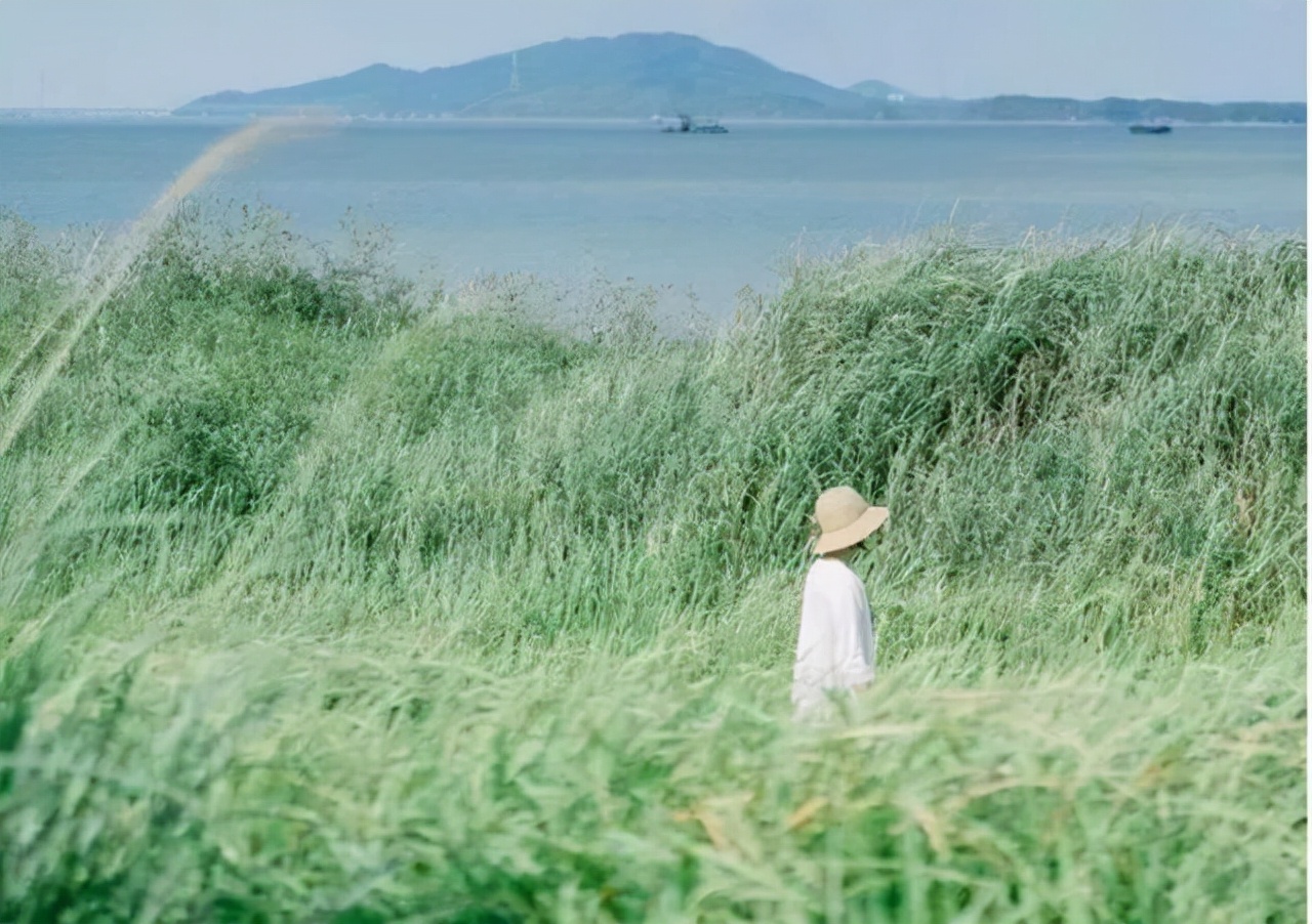 男人出轨冷落自己该怎么应对呢,当男人冷落你时最好的回击方式