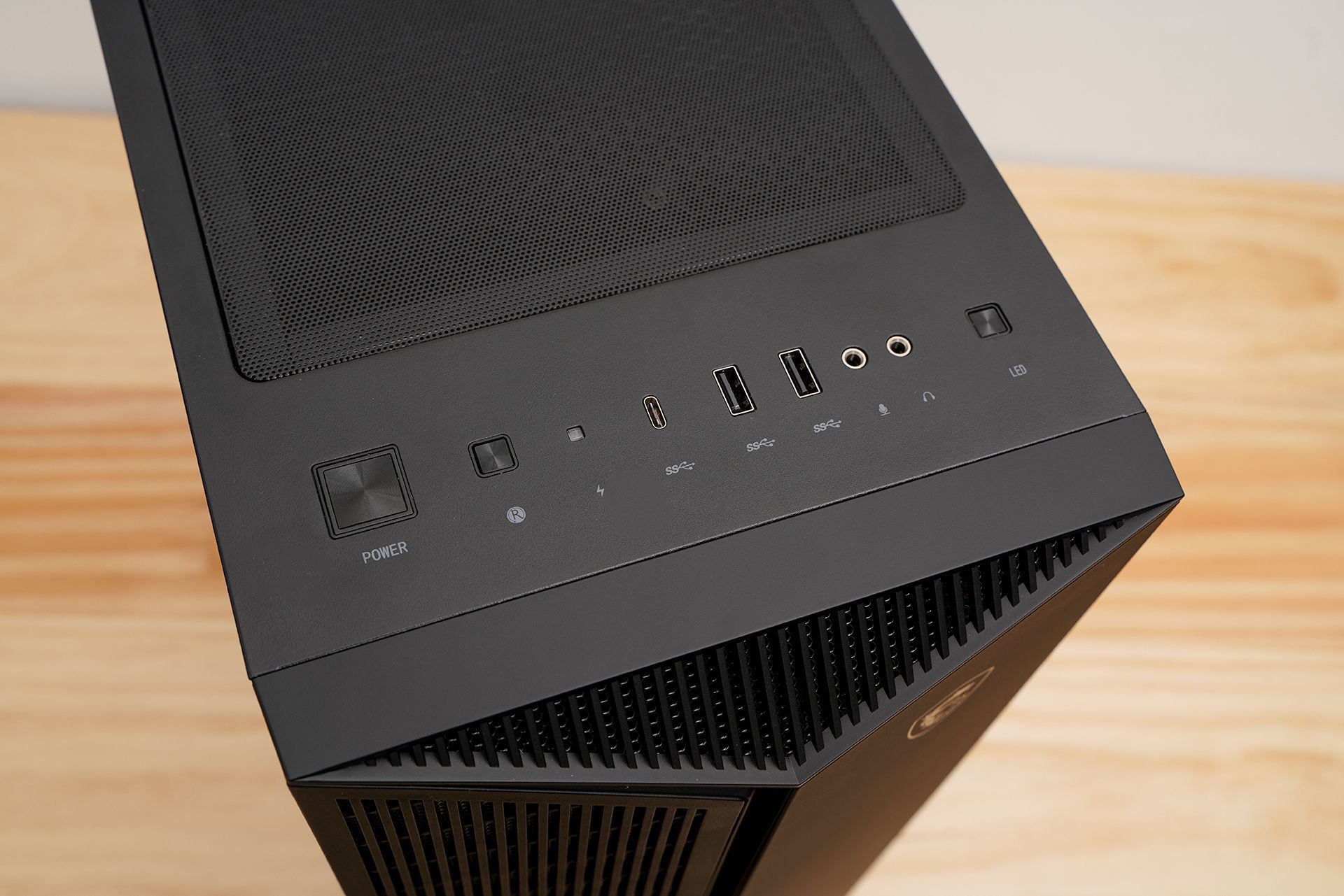 微星宙斯盾z5值不值得买,微星宙斯盾z5支持风扇