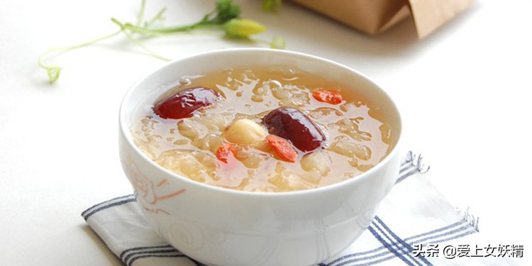 女生长胡子解决小妙招长胡子原因及注意事项