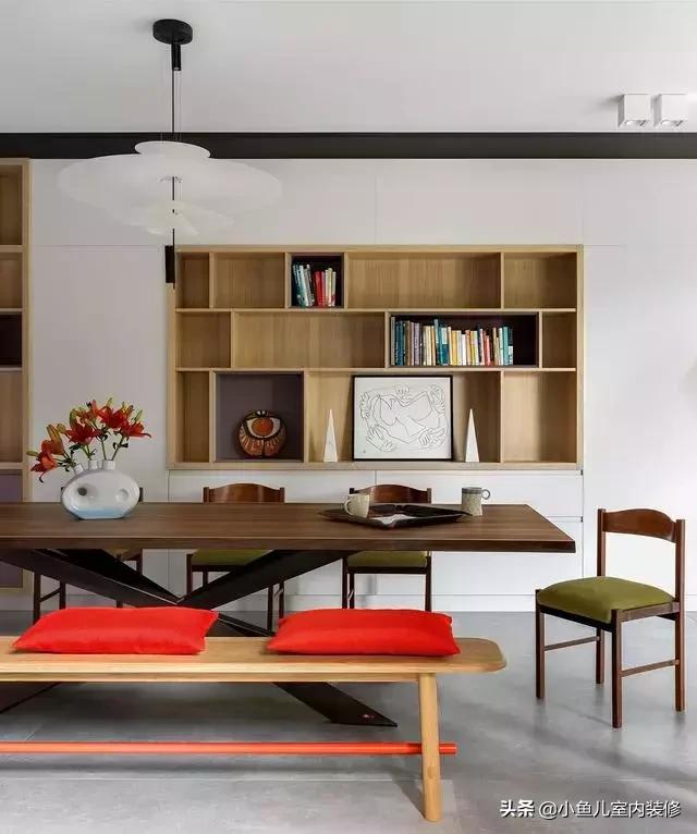 一家4口买下200㎡别墅，一楼全景落地窗，装修低调