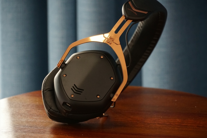 美国头戴式蓝牙耳机,可戴头盔的头戴式蓝牙耳机