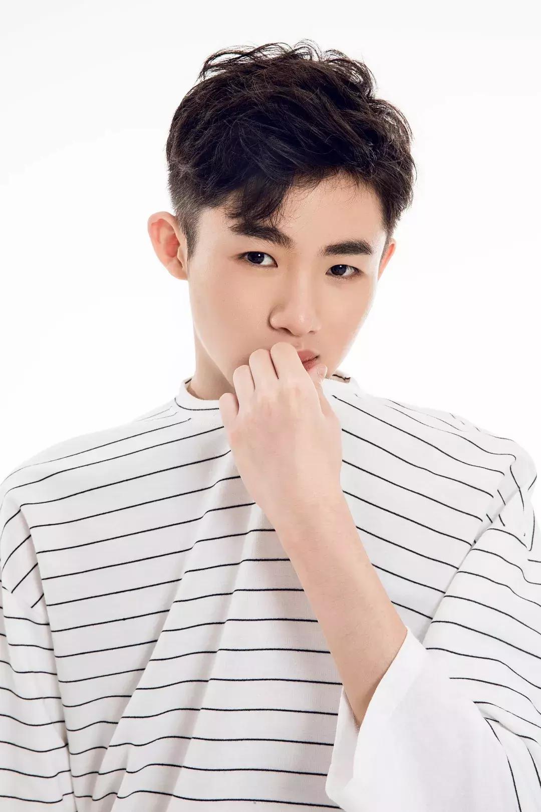 绿茵车王特别直播明星主播人气选手大战送好礼！