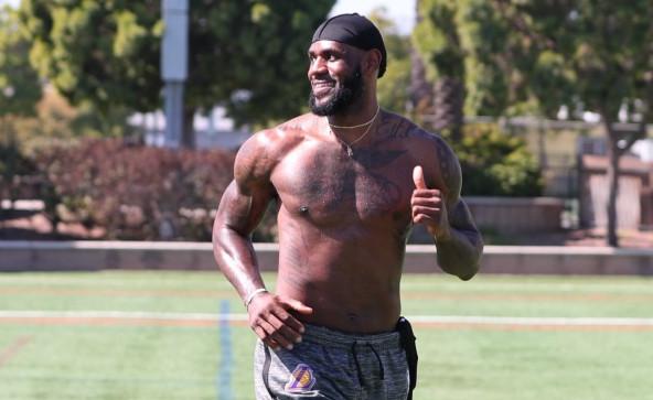 詹姆斯的小腿有多恐怖,詹姆斯肌肉有多逆天