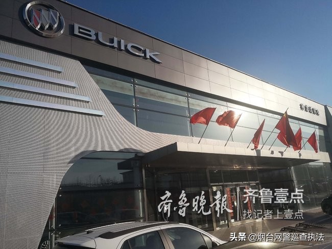 44升油箱加出67升油车主报警,55升的油箱加了42升油就满了