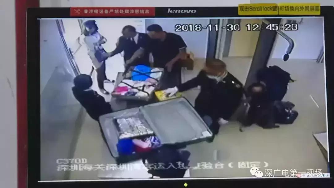 女明星被海关刁难后续,明星过关被刁难海关回应