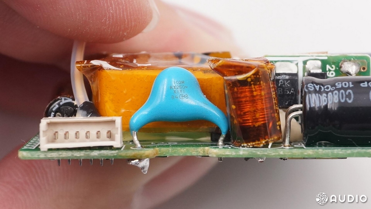 拆解苹果Homepod二代音箱,拆解苹果homepod2代