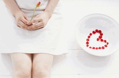 23岁女士得外阴癌,外阴瘙痒是外阴癌的前兆吗