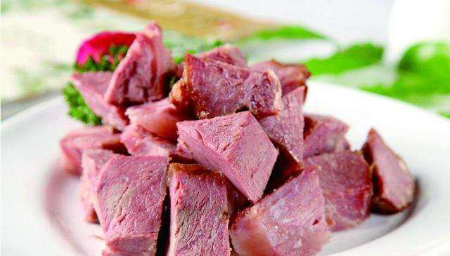 牛肉一炒全是水怎么办,牛肉一炒就变老