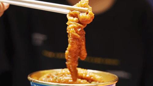 「卤林少堂主」2岁生日“虎”出新招，新品5元吃