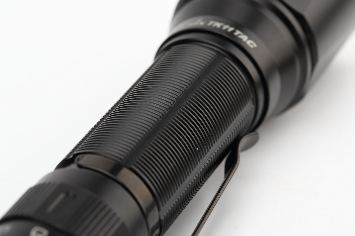 回归操作本质FENIXTK11TAC机械双模式战术电筒评测