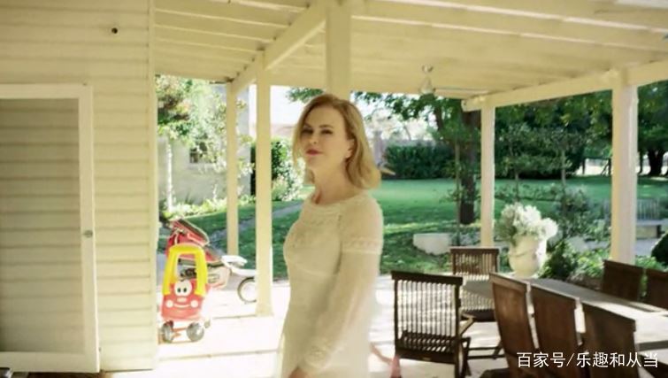 看看女神妮可和米兰达的豪宅，高级感的家都有这个特点