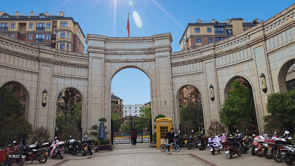 陕州区骏景德园小区环境,陕州区骏景花园