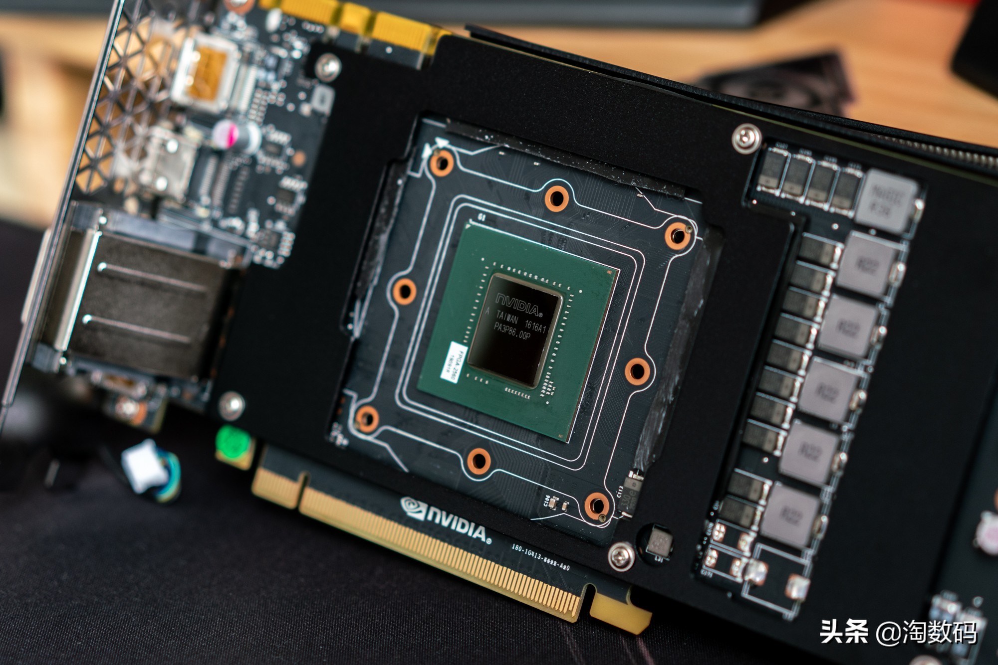 ￥1799买GTX1080全新显卡，你这让GTX1660Ti怎么活？还带一年保修