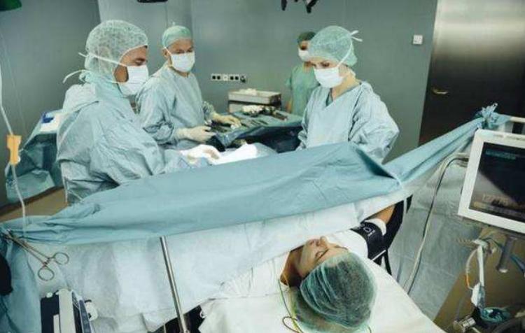 妇科内检男医生,内检时候医生会不会观察侧切